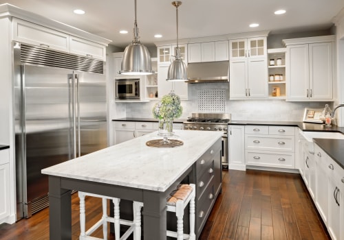 Hiring a Kitchen Renovation Contractor: A Comprehensive Guide